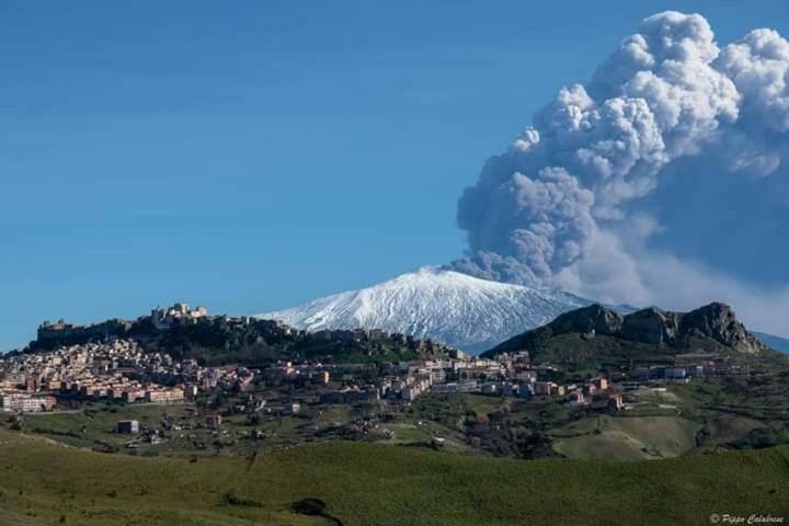 Affitta Camere San Procopio Troina エクステリア 写真